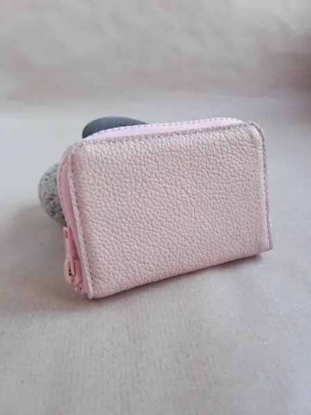 Porte monnaie Zip en cuir rose clair - Emmanuelle Olivier Maroquinerie