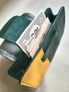 Pochette à billets en cuir basane vert - Cuir Français - Emmanuelle Olivier Maroquinerie