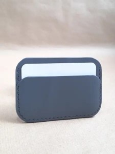 Porte-cartes en cuir gris foncé lisse - Cousu main - Emmanuelle Olivier Maroquinerie
