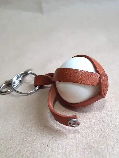 Porte Clés Balle de secours TT - Cuir - 6 couleurs - Emmanuelle Olivier Maroquinerie