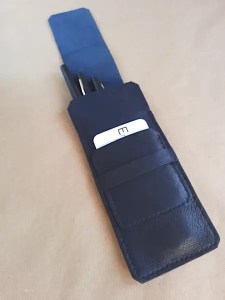Etui en cuir basane bleu pour 4 stylos - Emmanuelle Olivier Maroquinerie