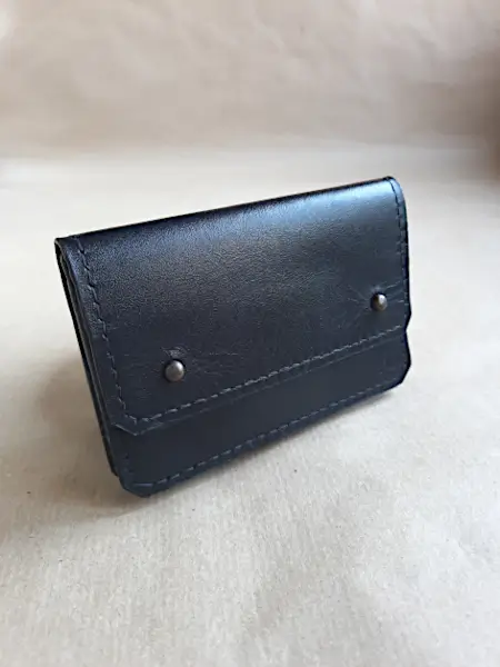 Porte-cartes et monnaie en cuir lisse noir – Emmanuelle Olivier Maroquinerie