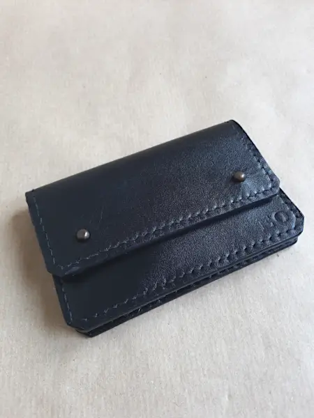 Porte-cartes et monnaie en cuir lisse noir – Emmanuelle Olivier Maroquinerie