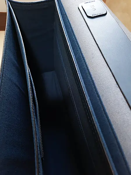 Cartable Homme en cuir bleu - Cousu à la main - Emmanuelle Olivier Maroquinerie