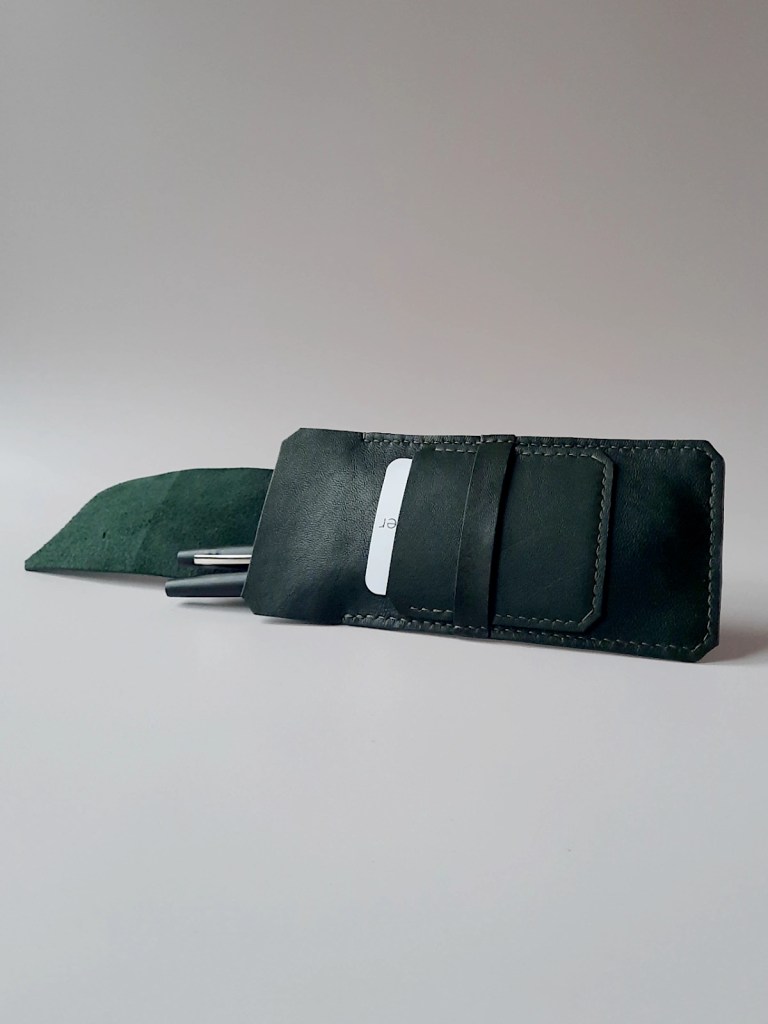 Etui 4 stylos cuir de basane - couleur verte - Emmanuelle Olivier Maroquinerie